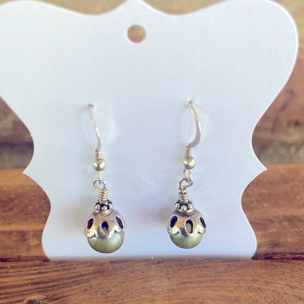 Freshwater Pearl Earrings - Picture 2 of 4